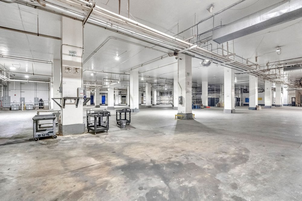 LK Foods warehouse photo 3