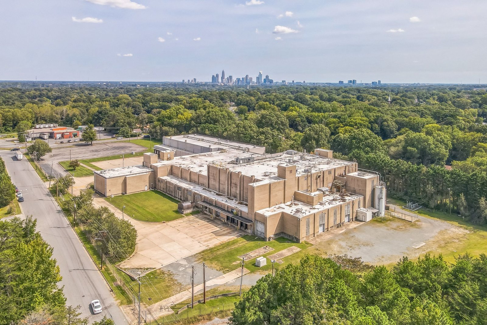 Warehouse for lease at LK Foods