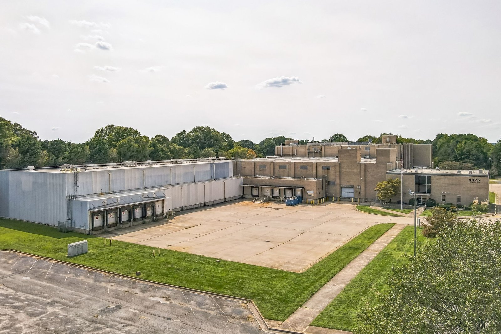LK Foods warehouse aerial view with Charlotte skyline